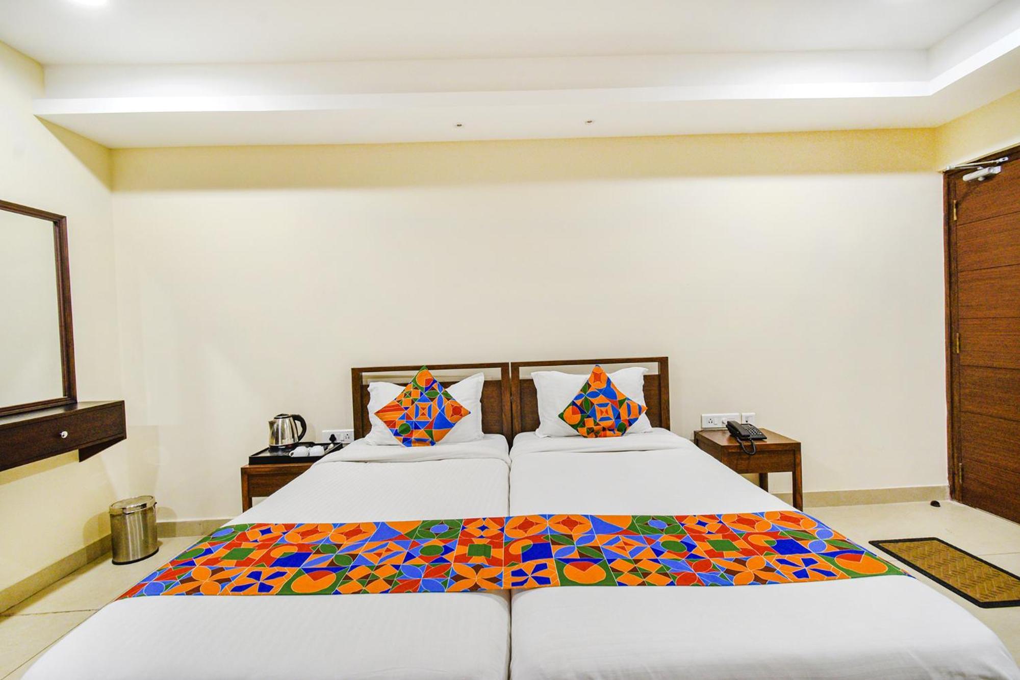 Fabhotel Prime Am Suites - Nr Yashoda Hospitals - Secunderabad Гайдарабад Екстер'єр фото